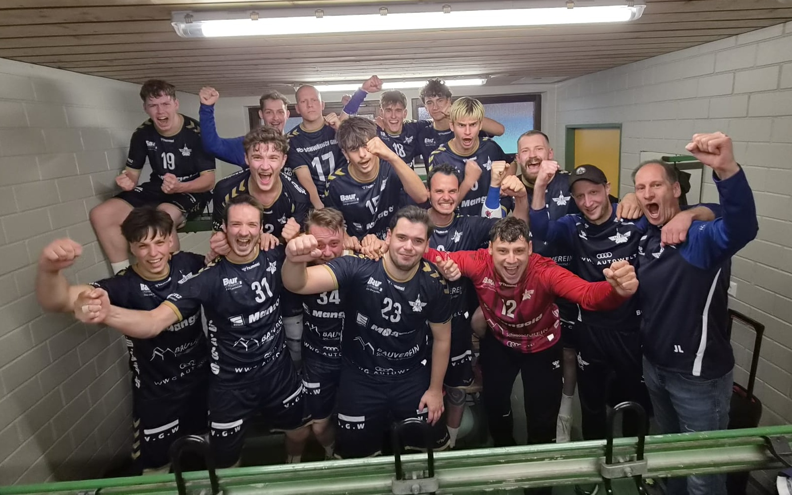 Überragende Abwehr legt Grundstein: TSB-Perspektivteam feiert ersten Saisonsieg